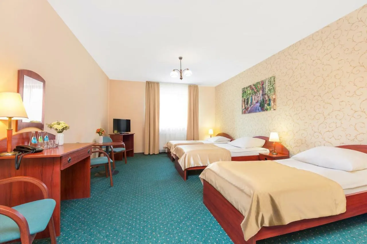 Hotel Arkadia Varsovia 3*,  Polonia